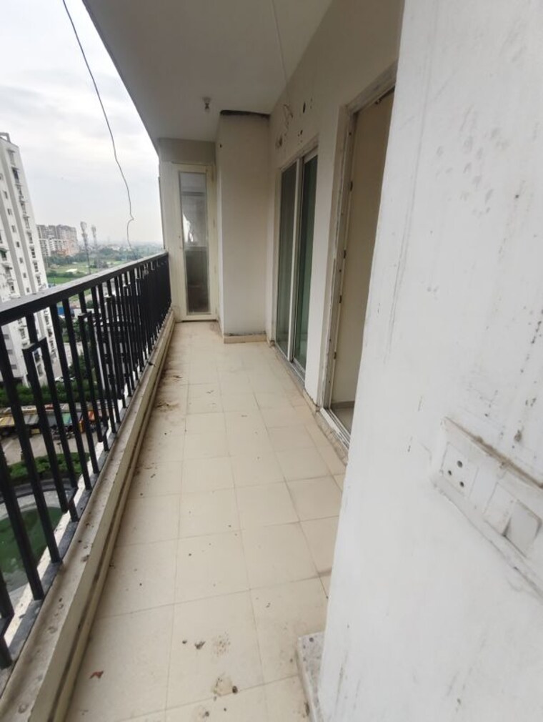 Balcony, windsor-paradise-2 3 Bedroom 1275 Sq.Ft. Apartment In Raj Nagar Extension Ghaziabad 10669446