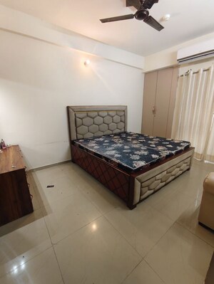 Bedroom in 3 BHK Apartment at Windsor Paradise 2, Raj Nagar Extension – for Rent