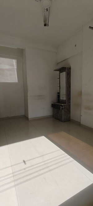 Bedroom in 1 BHK Apartment at Tiara Hills, Mira Road – for Rent