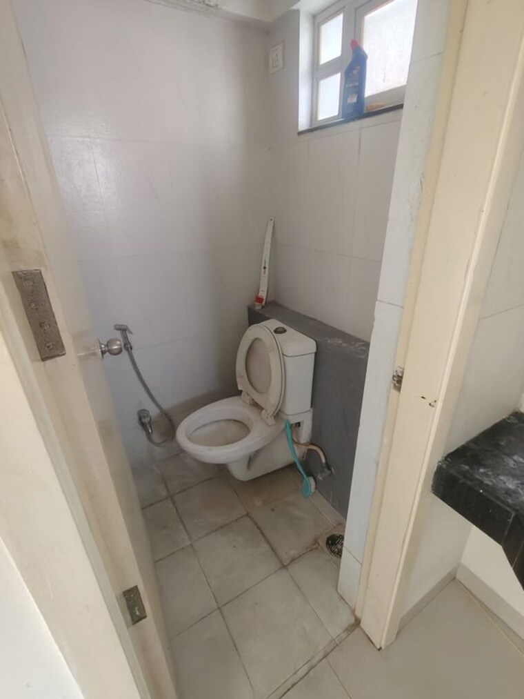 Bathroom, godrej-horizon 1 Bedroom 640 Sq.Ft. Apartment In Mohammadwadi Pune 10669507