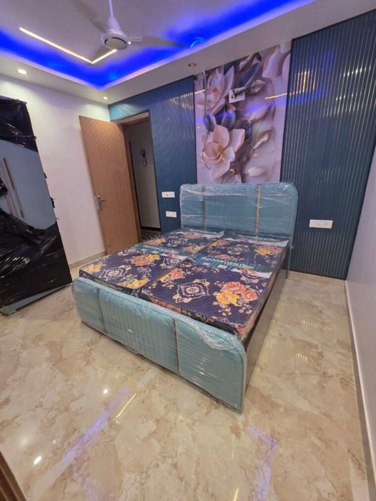 Bedroom, krishna-homes-gurgaon 1 RK 500 Sq.Ft. Builder Floor In Sector 14 Gurgaon 10669514