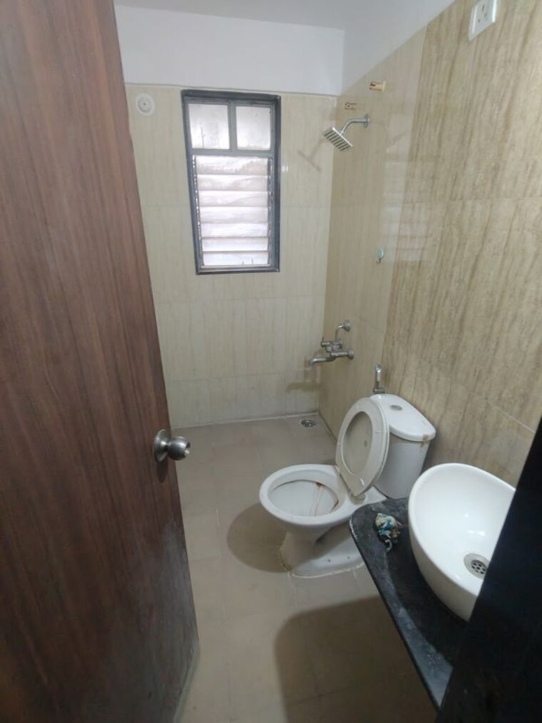 Bathroom, amit-astonia-classic 2 Bedroom 691 Sq.Ft. Apartment In Undri Pune 10669553