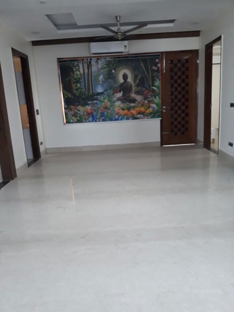 Room, vasant kunj 3 Bedroom 2700 Sq.Ft. Apartment In Vasant Kunj Delhi 10669570