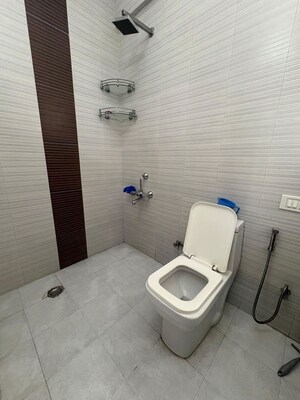 Bathroom in 3 BHK Apartment at BPTP Amstoria Country Floor, Sector 102 – for Rent