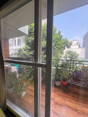3 BHK Apartment – Garden View at BPTP Amstoria Country Floor, Sector 102 - for Rent