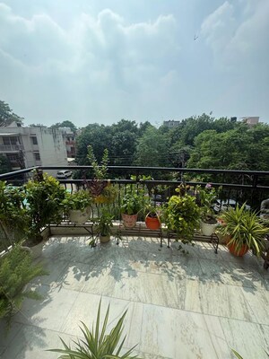 3 BHK Apartment – Exterior View View at BPTP Amstoria Country Floor, Sector 102 - for Rent
