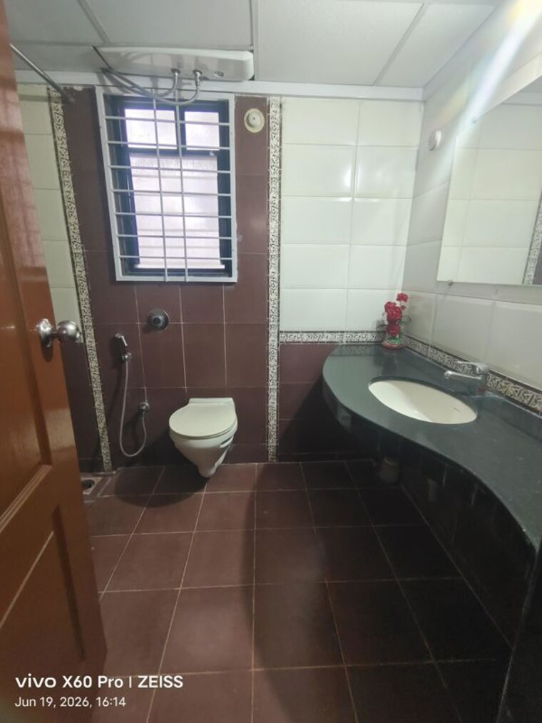 Bathroom, brahma-suncity-platinum 3.5 Bedroom 1980 Sq.Ft. Apartment In Wadgaon Sheri Pune 10669358