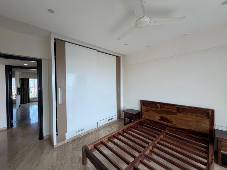 Room, santacruz west 3 Bedroom 1400 Sq.Ft. Apartment In Santacruz West Mumbai 10669557