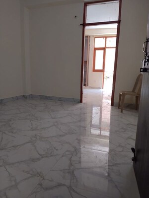 Room in 2 BHK Builder Floor at Neb Sarai – for Rent