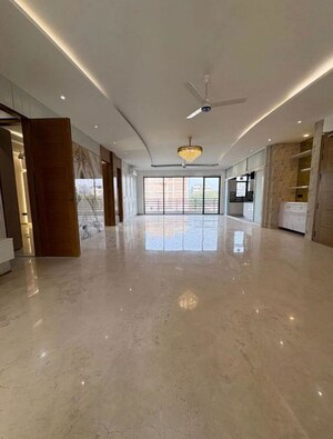 4 BHK Builder Floor For Sale in BPTP Amstoria Country Floor, Sector 102