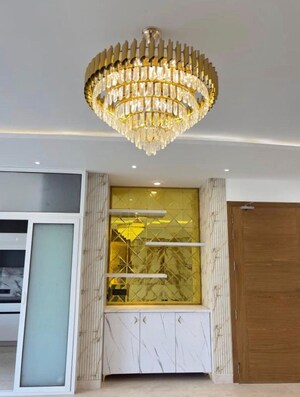 Furnished Amenities in 4 BHK Builder Floor at BPTP Amstoria Country Floor, Sector 102 – for Sale