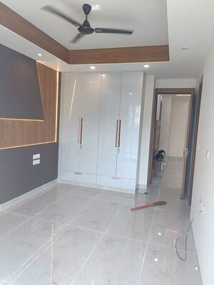 Bedroom in 3 BHK Apartment at Vipul World Floors, Sector 48 – for Rent