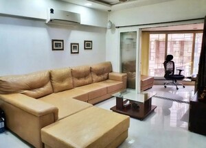 2 BHK Apartment For Rent in Dheeraj Gaurav Heights, Jogeshwari West
