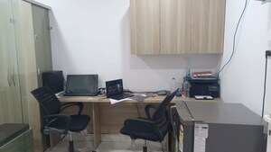  Office Space For Rent in Gaur City Mall, Sector 4 Greater Noida