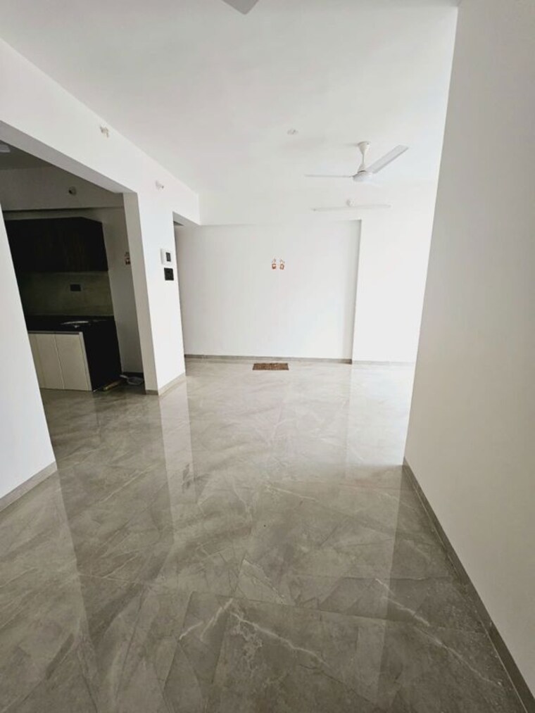 Room, unique-legacy-majestic 2.5 Bedroom 800 Sq.Ft. Apartment In Mundhwa Pune 10669683