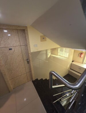 Furnished Amenities in  Industrial Plot at Big Splash, Vashi Sector 17 – for Sale