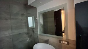 Attached Bathroom in 3 BHK Builder Floor at Unitech Nirvana Country Plots, Sector 50 – for Rent
