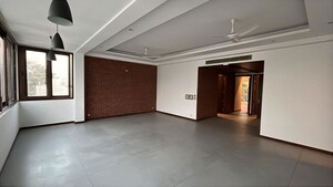 3 BHK Builder Floor For Rent in Unitech Nirvana Country Plots, Sector 50