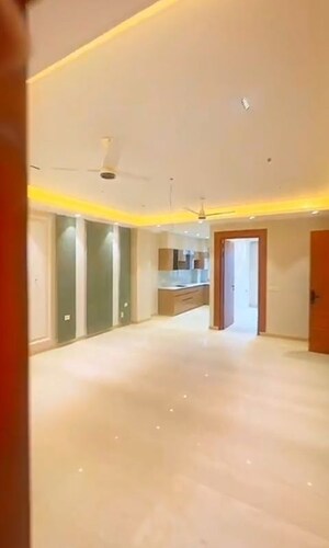 3 BHK Builder Floor For Rent in Sector 50