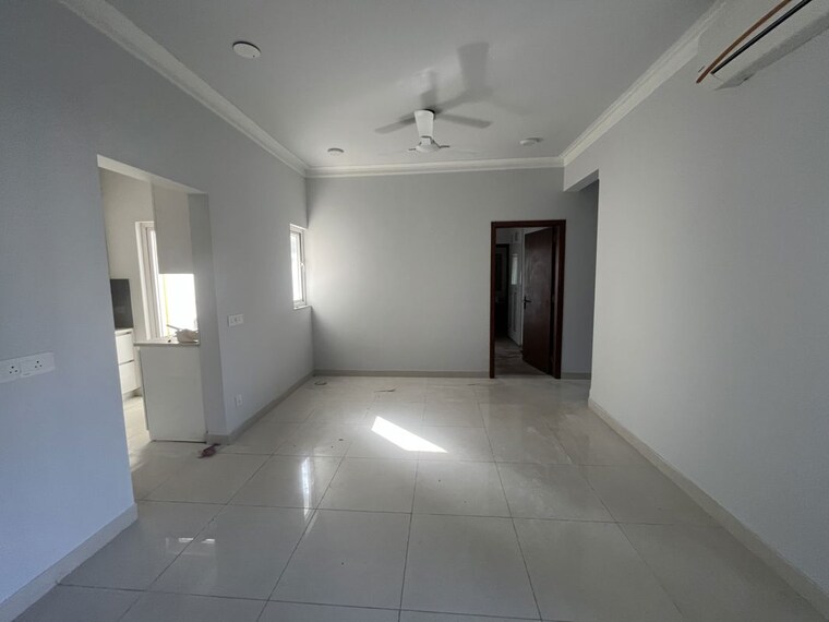 Room, central-park-flower-valley-aqua-front-towers 3 Bedroom 1789 Sq.Ft. Apartment In Sohna Sector 33 Gurgaon 10669717