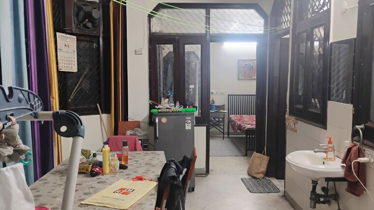 Room, lajpat nagar 2 Bedroom 900 Sq.Ft. Apartment In Lajpat Nagar Delhi 10669732