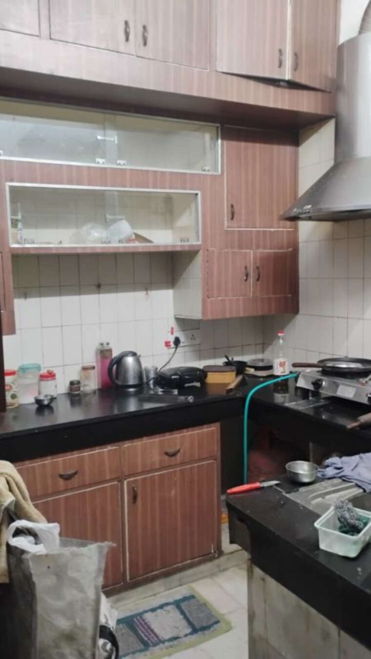 Kitchen, lajpat nagar 2 Bedroom 900 Sq.Ft. Apartment In Lajpat Nagar Delhi 10669732