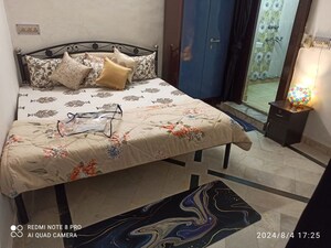Bedroom in 3 BHK Apartment at Lajpat Nagar Iii – for Rent