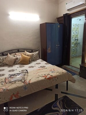Bedroom in 3 BHK Apartment at Lajpat Nagar Iii – for Rent