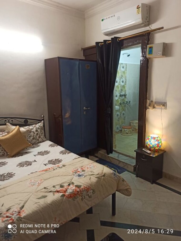 Bedroom, lajpat nagar iii 3 Bedroom 1800 Sq.Ft. Apartment In Lajpat Nagar Iii Delhi 10669762