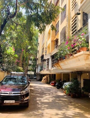 1 BHK Apartment – Exterior View View at Bandra West - for Sale