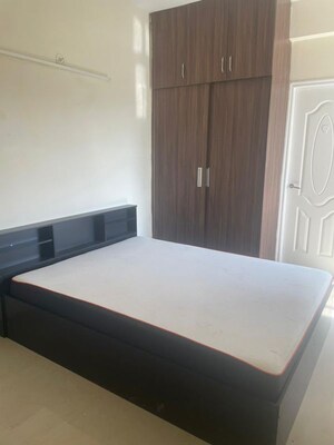 Bedroom in 4 BHK Builder Floor at Smart World Orchard, Sector 61 – for Rent