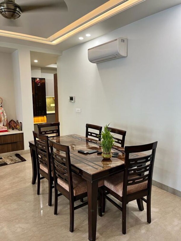 Gym, smart-world-orchard 4 Bedroom 1712 Sq.Ft. Builder Floor In Sector 61 Gurgaon 10669771