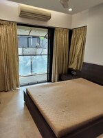 4 BHK +  1800 Sq.Ft. Apartment in Khar West
