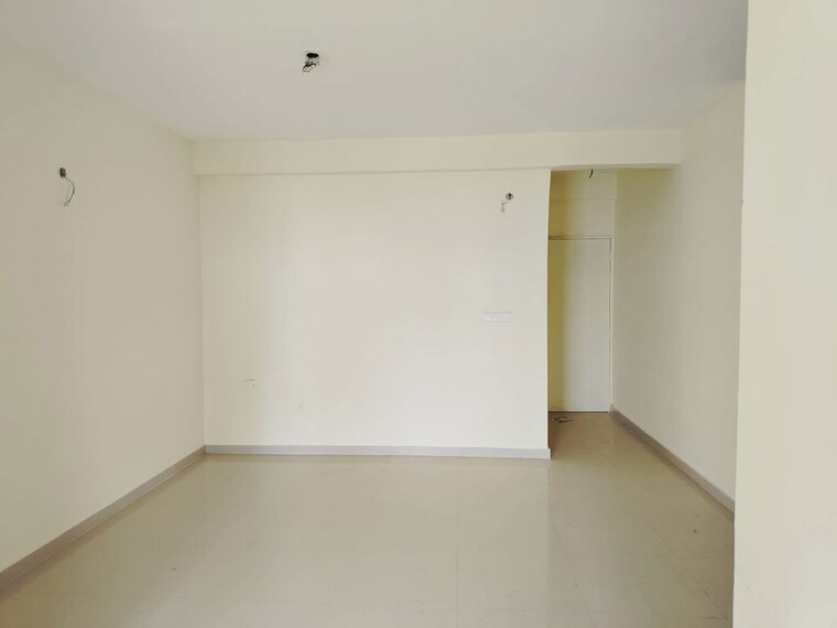 Hall, pyramid-midtown 2 Bedroom 800 Sq.Ft. Apartment In Sector 59 Gurgaon 10669793