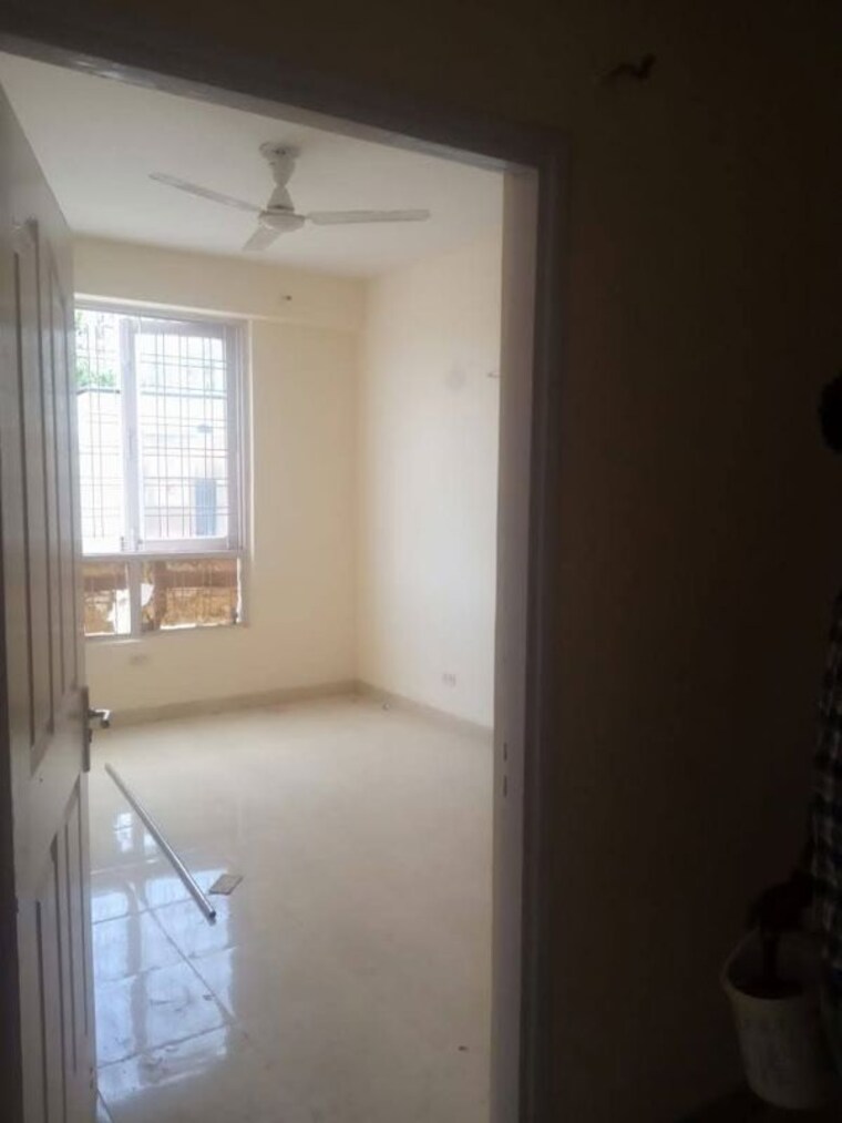 Room, tulip-white 3 Bedroom 1326 Sq.Ft. Apartment In Sector 69 Gurgaon 10669821