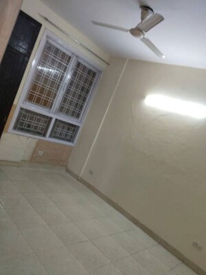 Room in 3 BHK Apartment at Tulip White, Sector 69 – for Rent