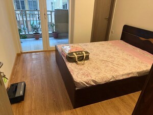 Bedroom in 3 BHK Apartment at Emaar Palm Premier, Sector 77 – for Rent