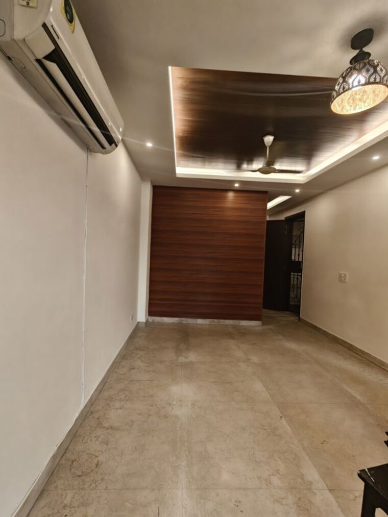 Room, greater kailash i 3 Bedroom 2000 Sq.Ft. Apartment In Greater Kailash I Delhi 10669835