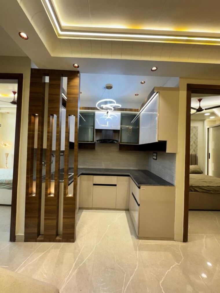 Kitchen, uttam nagar 3 Bedroom 90 Sq.Yd. Builder Floor In Uttam Nagar Delhi 10669845