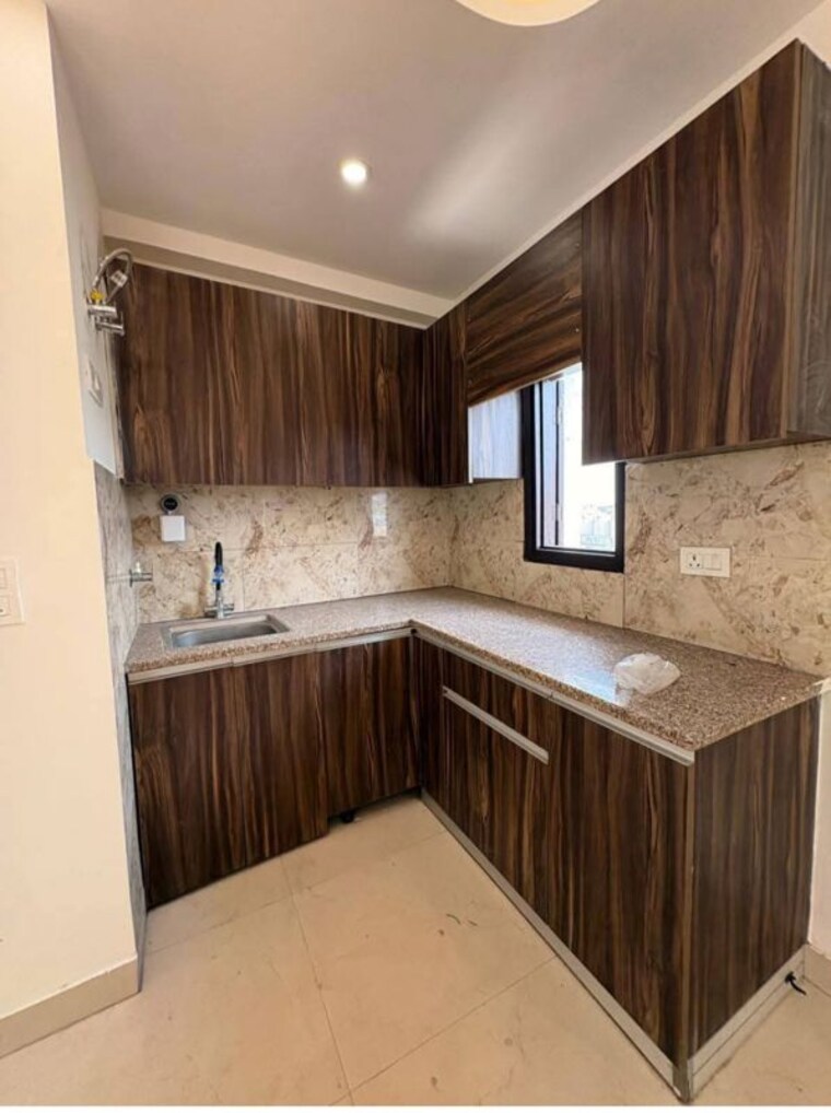 Kitchen, malviya nagar 2 Bedroom 100 Sq.Yd. Builder Floor In Malviya Nagar Delhi 10669895