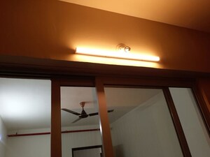 Room in 2 BHK Apartment at Mahindra Happinest Tathawade Phase 1, Tathawade – for Rent