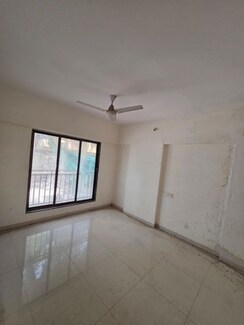 2 BHK Apartment For Rent in Haware Intelligentia Axis