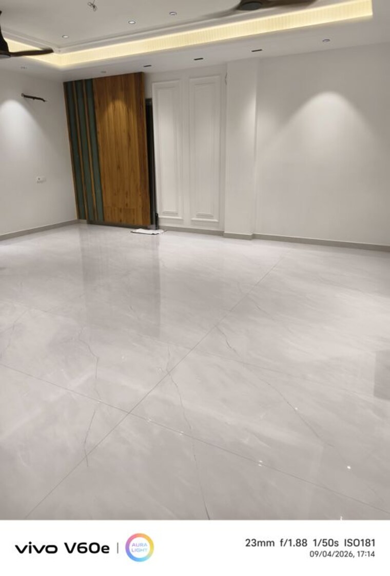 Room, aditya-world-city-residences 4 Bedroom 194 Sq.Yd. Builder Floor In Shahpur Bamheta Ghaziabad 10650051