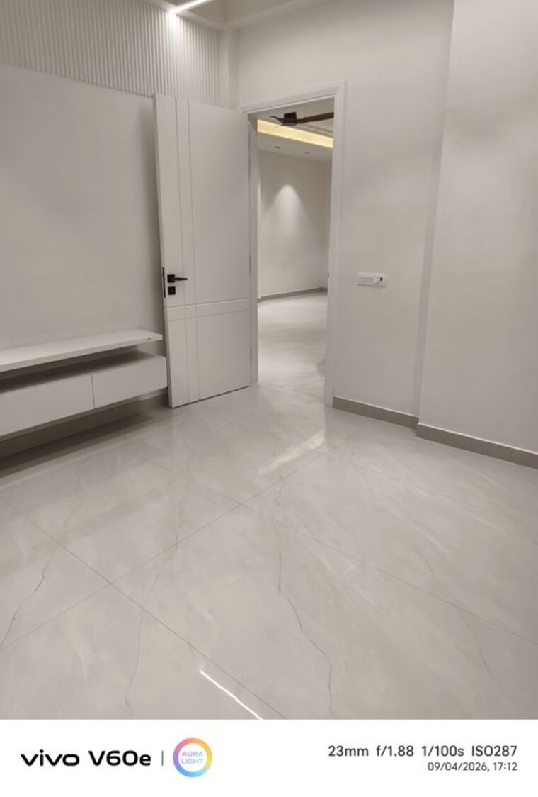 Room, aditya-world-city-residences 4 Bedroom 194 Sq.Yd. Builder Floor In Shahpur Bamheta Ghaziabad 10650051