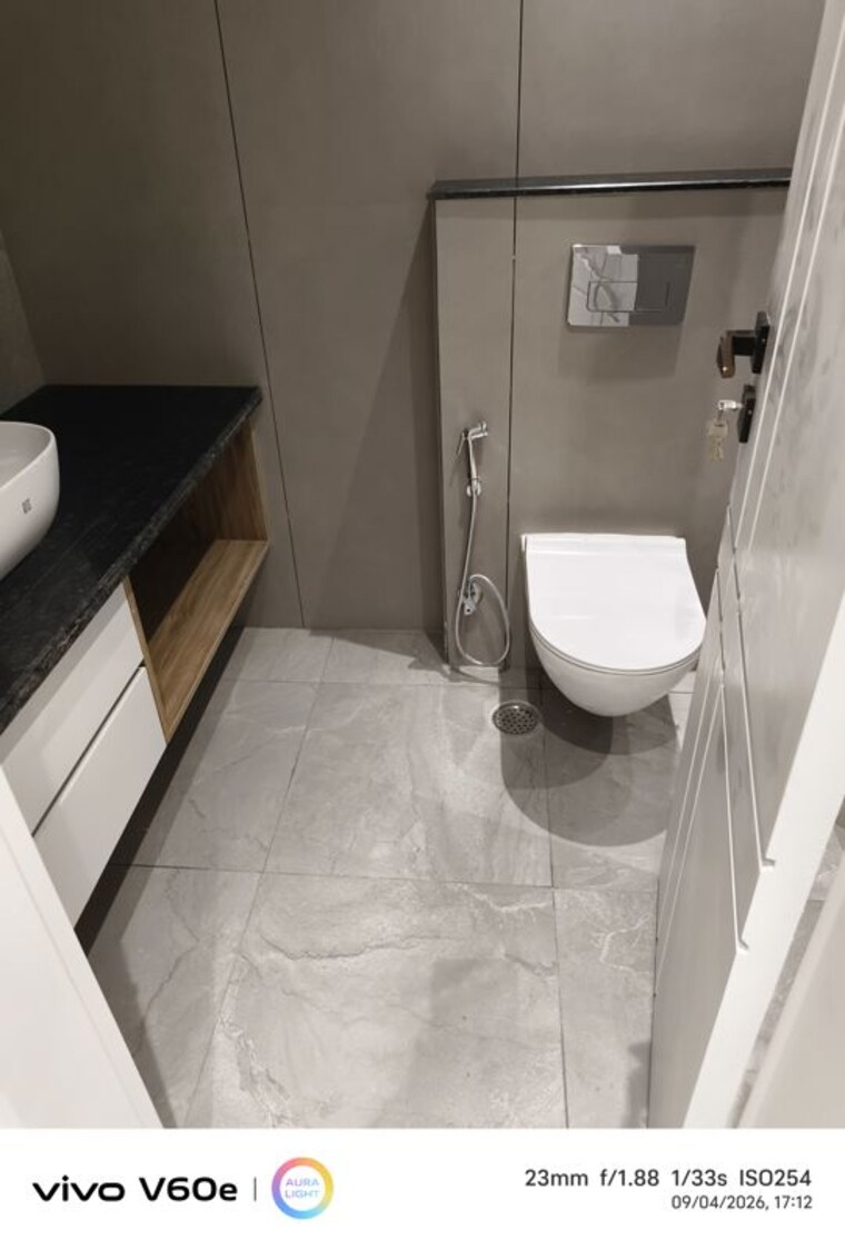 Bathroom, aditya-world-city-residences 4 Bedroom 194 Sq.Yd. Builder Floor In Shahpur Bamheta Ghaziabad 10650051