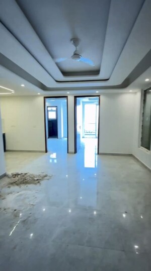 Room in 3 BHK Builder Floor at Sultanpur – for Sale