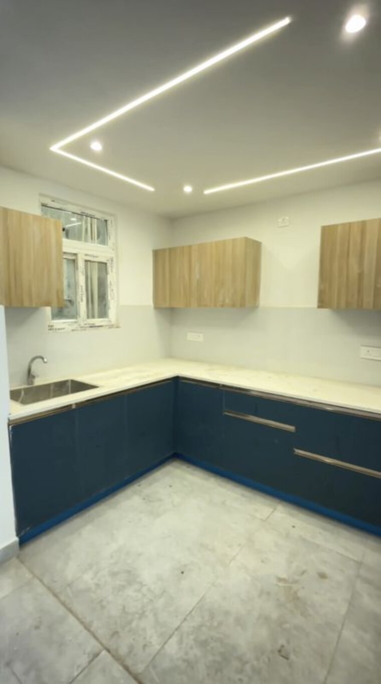 Kitchen, sultanpur 3 Bedroom 130 Sq.Yd. Builder Floor In Sultanpur Delhi 10669912