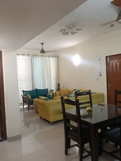 3 BHK Builder Floor For Rent in Ansal Esencia - Amara Villas