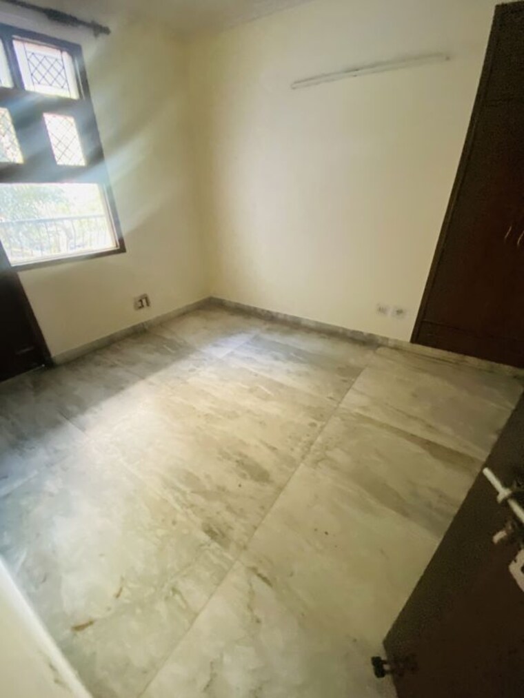 Room, sector 12 dwarka 4 Bedroom 2400 Sq.Ft. Apartment In Sector 12 Dwarka Delhi 10669928