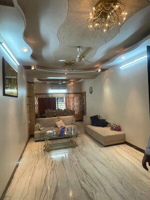 Living Room in 3 BHK Apartment at Santacruz West – for Rent